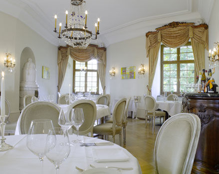Hotel Castle Garden Binningen Ресторан фото